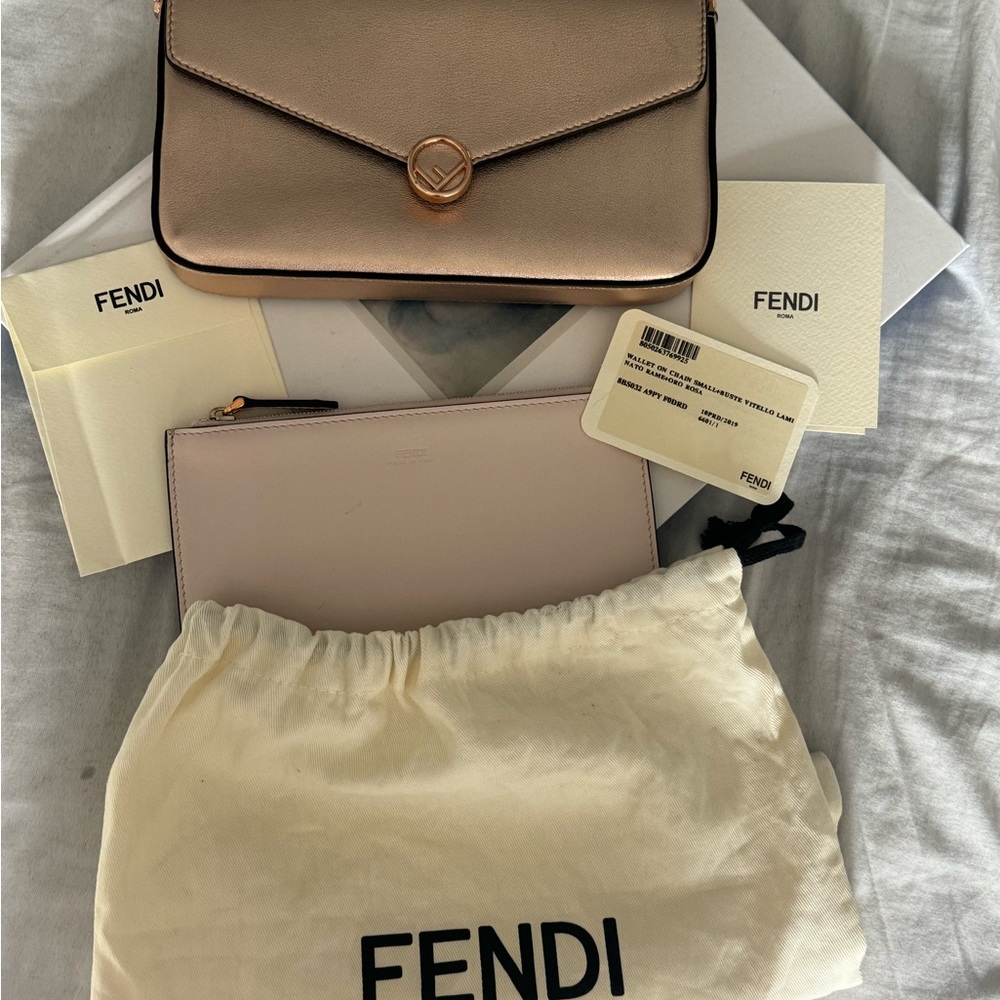 Authentic FENDI Vitello Laminato F is Fendi Envelope Wallet on Chain Rame Bag - Picture 7 of 9